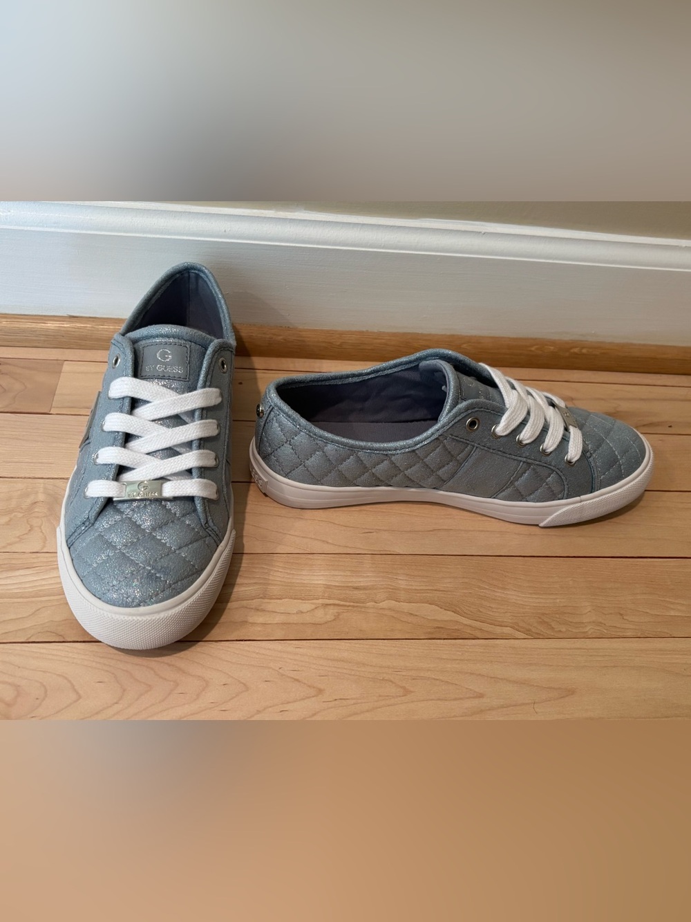 G by Guess Backer2 Sneakers Quilted Sparkle Blue Size 7